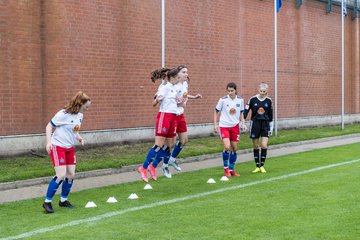 Bild 38 - wBJ Hamburger SV - Holstein Kiel : Ergebnis: 2:0